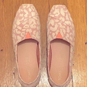Toms pink leopard glitter alpargatas